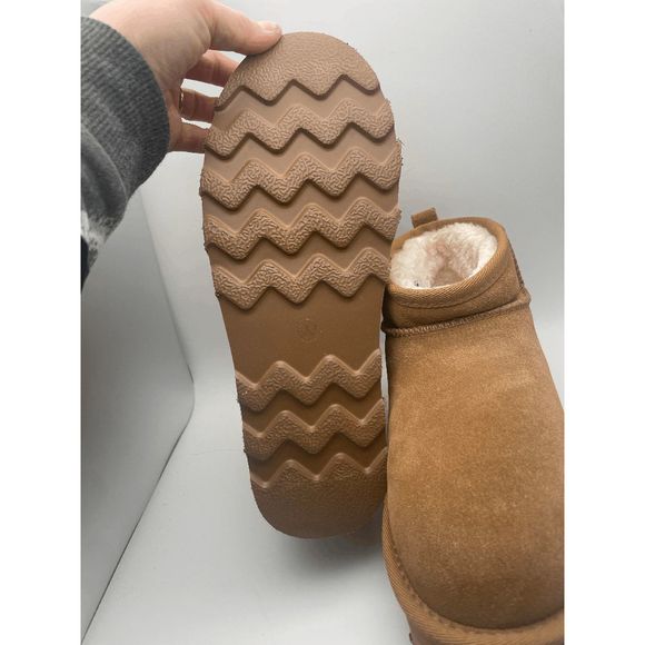 CUSHIONAIRE Women's COZY Genuine Suede pull on platform boot, Chestnut 6 - Picture 3 of 6